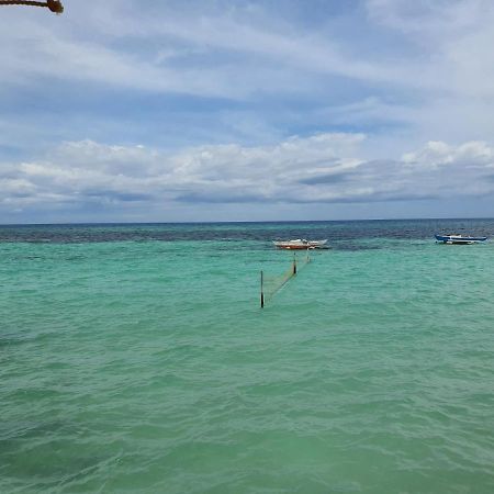 L & M Hearthstones Lodge Oslob Buitenkant foto