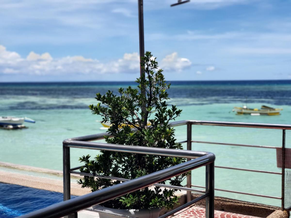 L & M Hearthstones Lodge Oslob Buitenkant foto