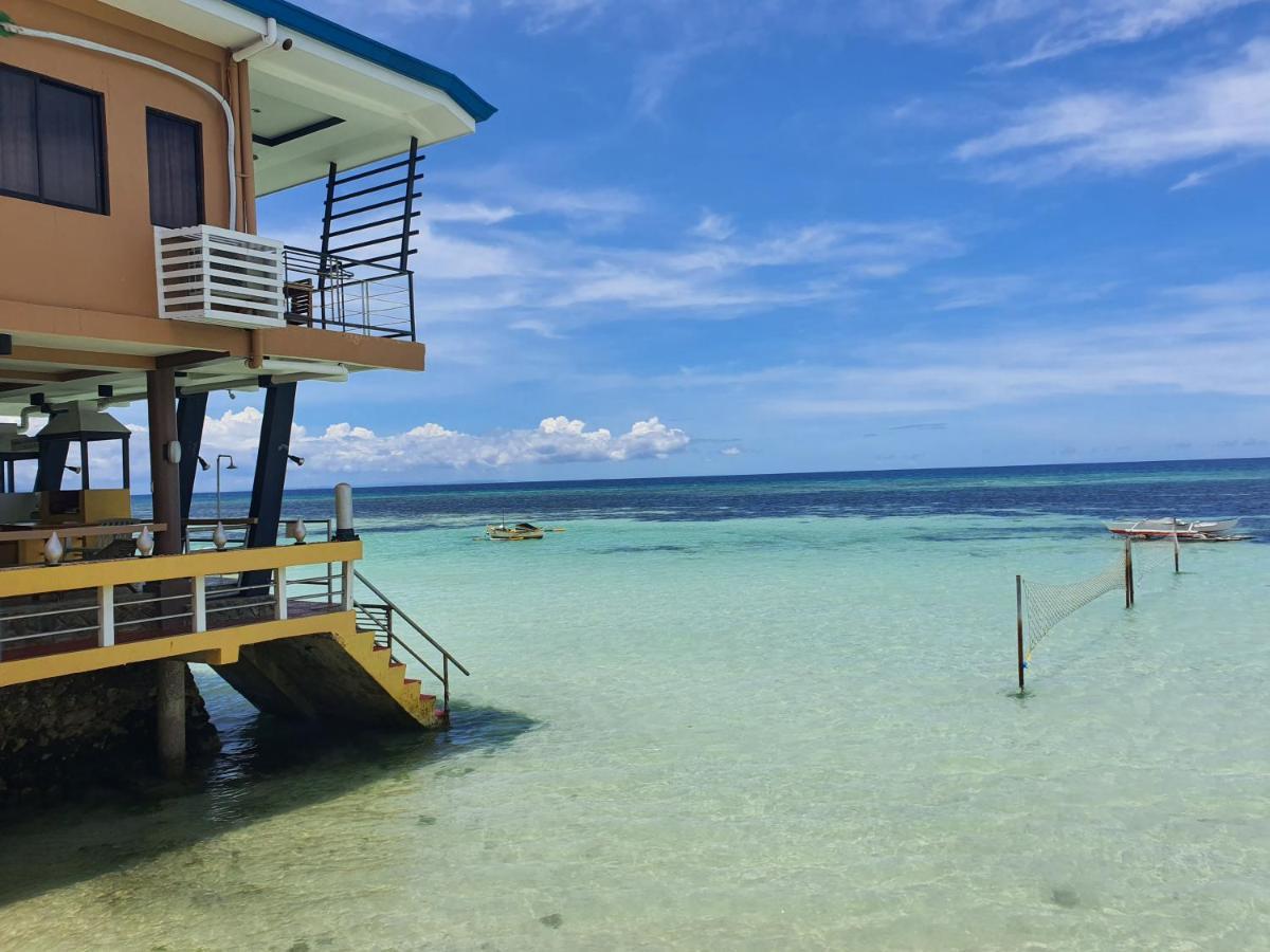 L & M Hearthstones Lodge Oslob Buitenkant foto