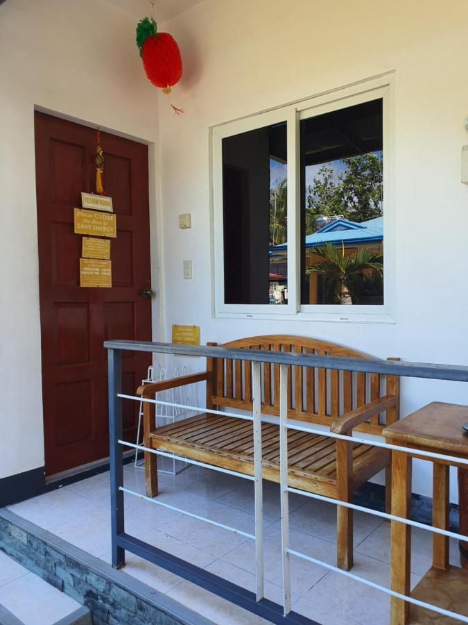 L & M Hearthstones Lodge Oslob Buitenkant foto