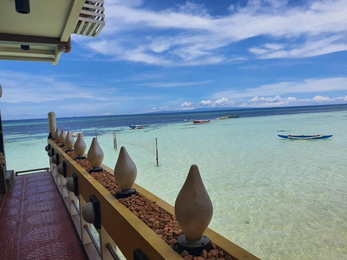 L & M Hearthstones Lodge Oslob Buitenkant foto