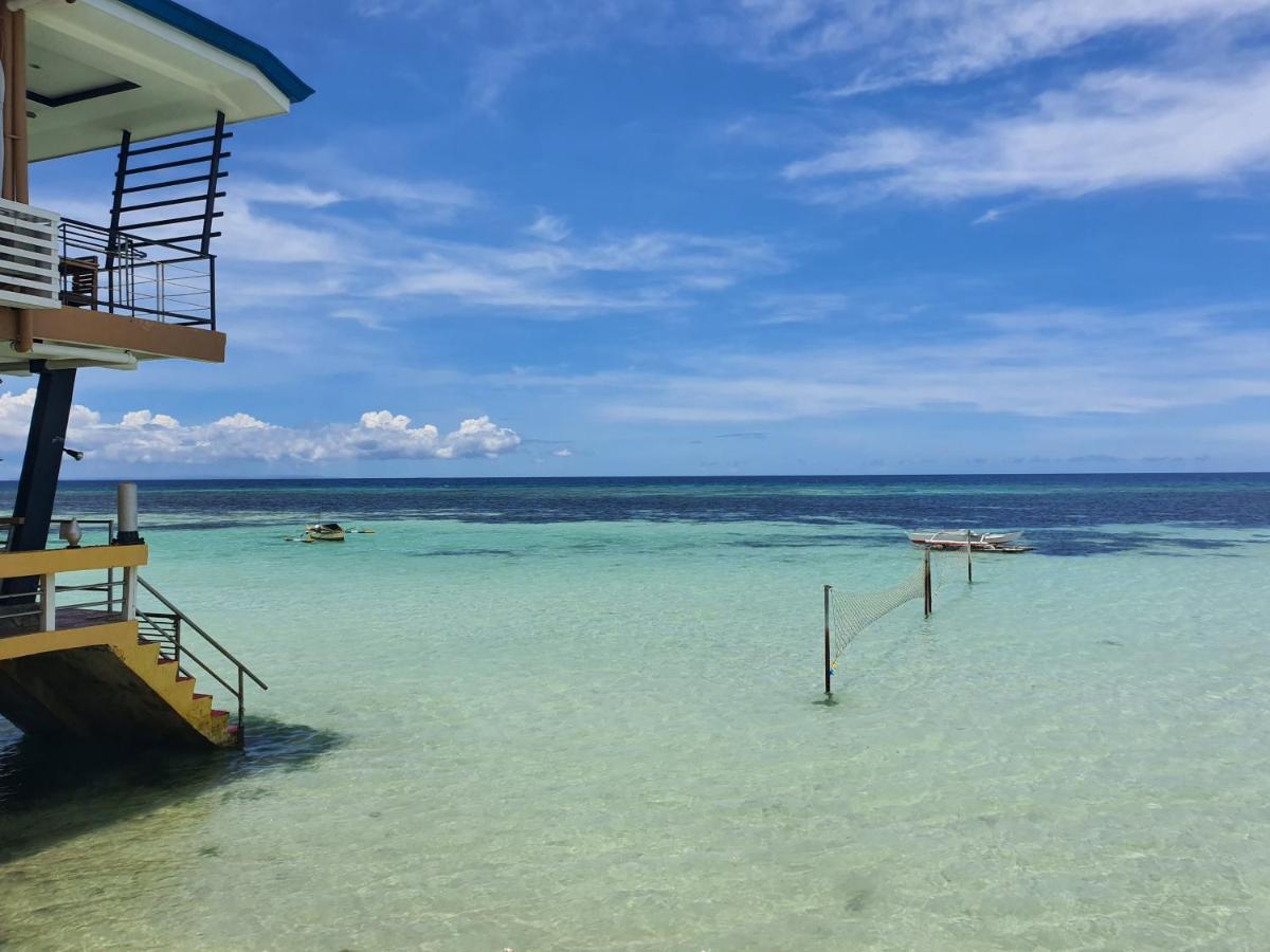 L & M Hearthstones Lodge Oslob Buitenkant foto