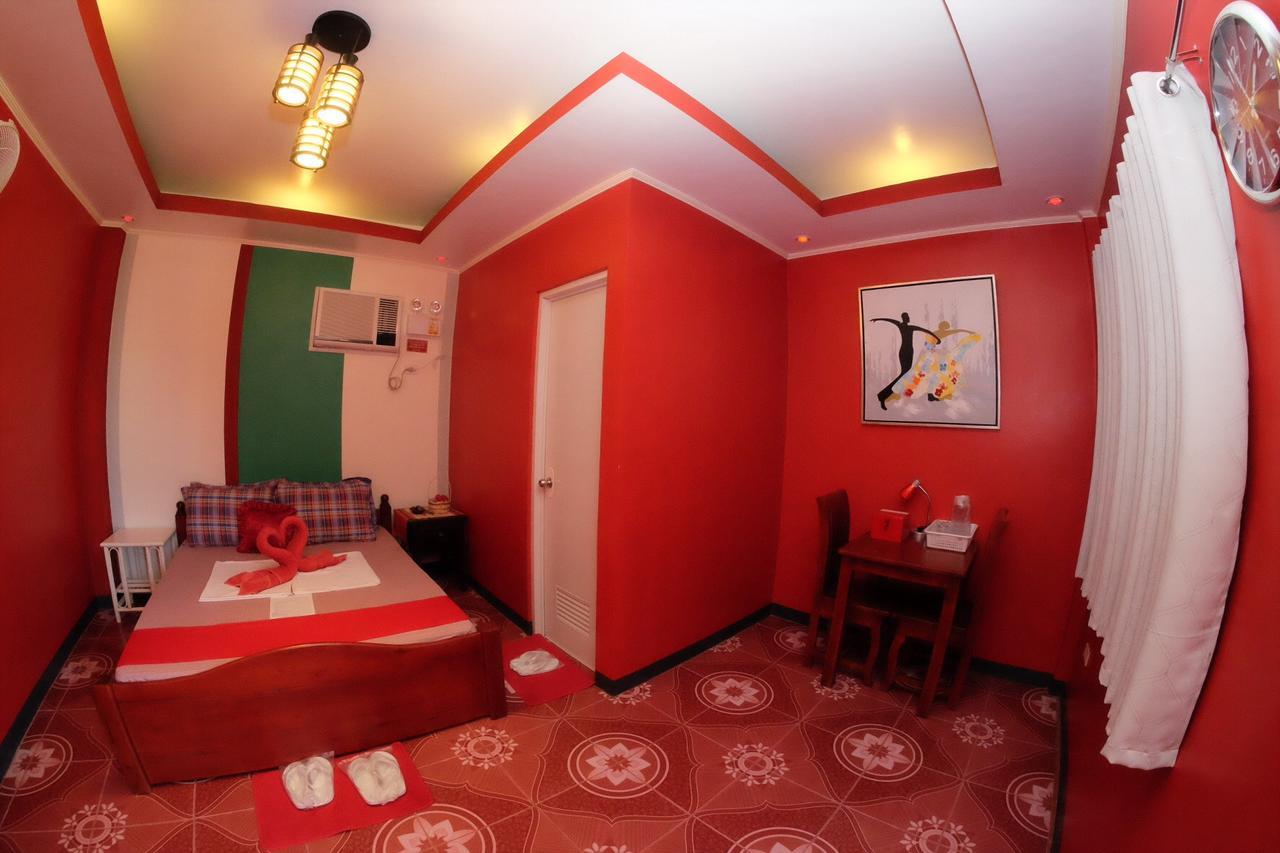L & M Hearthstones Lodge Oslob Buitenkant foto