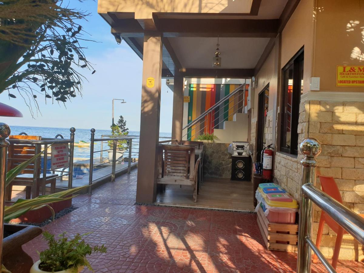 L & M Hearthstones Lodge Oslob Buitenkant foto