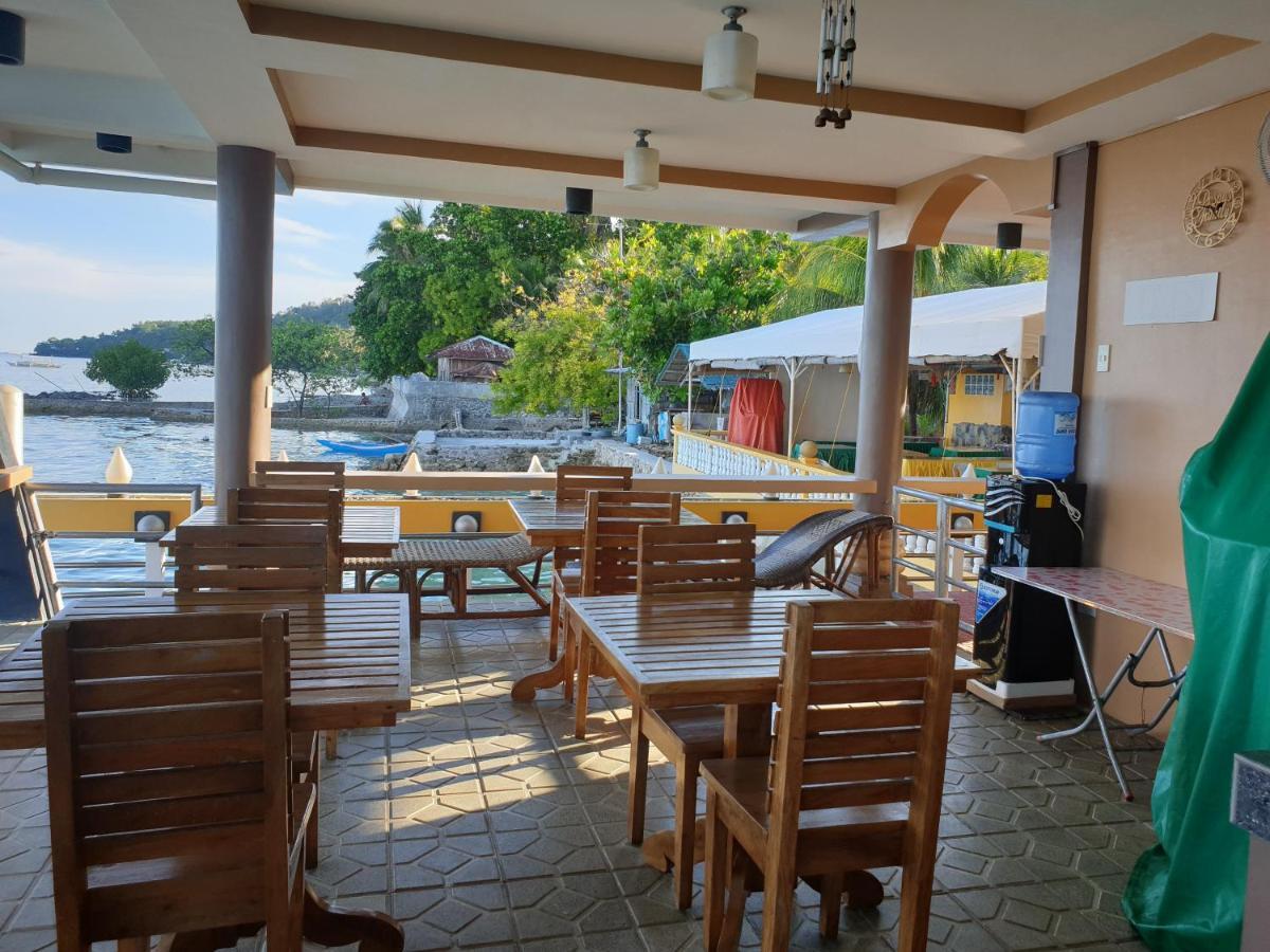 L & M Hearthstones Lodge Oslob Buitenkant foto